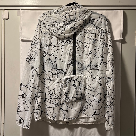 Nike Windrunner Track Running Jacket White / Black Medium Packable - Picture 7 of 11